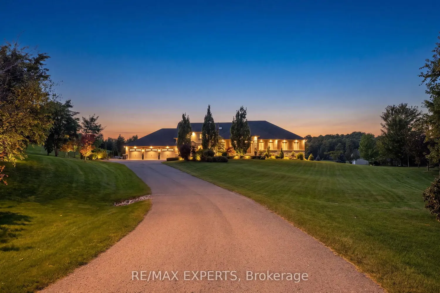 4 Woodlot Court