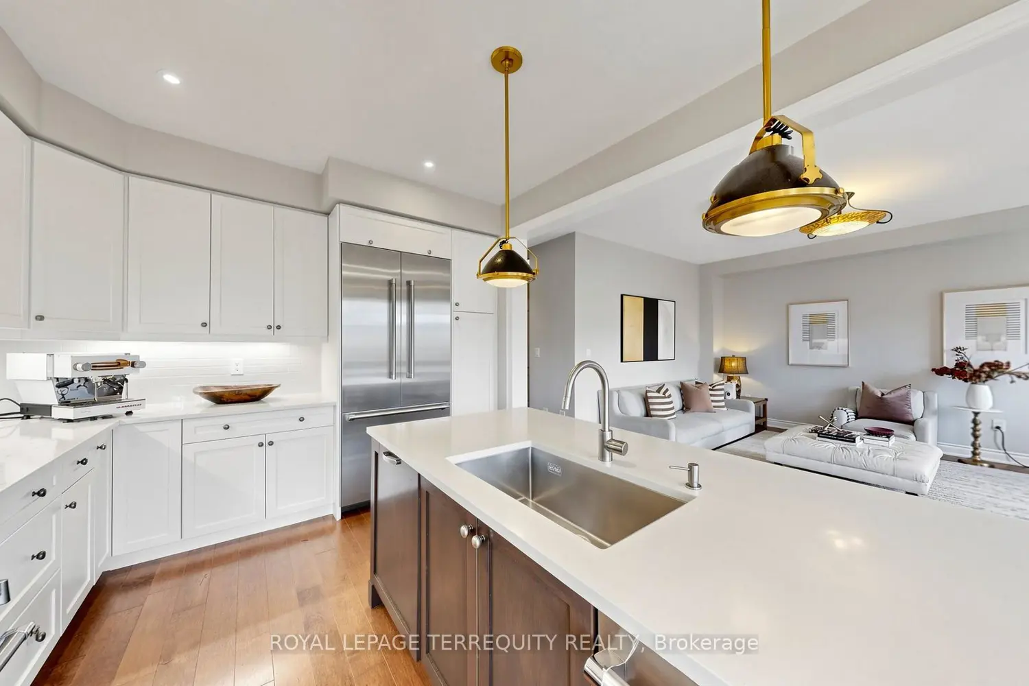 73 Manila Avenue photo 3