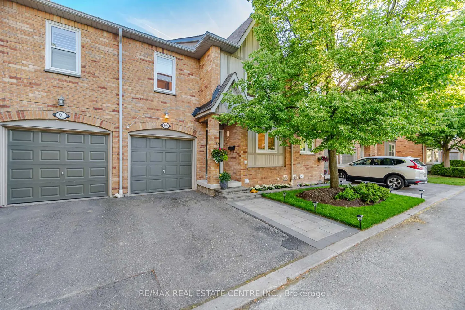 5865 Dalebrook Crescent 10B