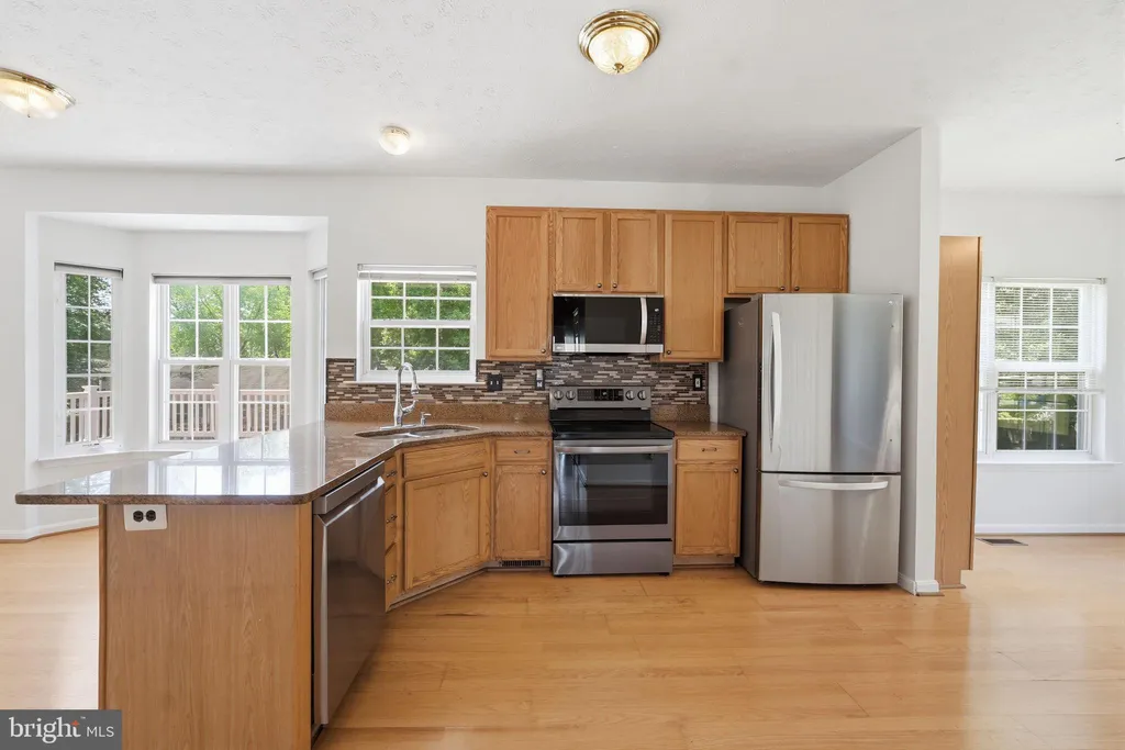 2701 Cotoneaster Court, Waldorf, MD 20601 photo 4