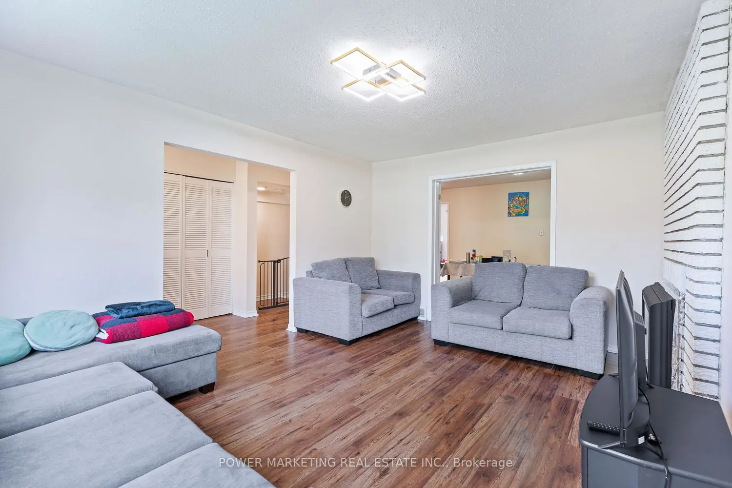 2111 Montreal Road 76 photo 4