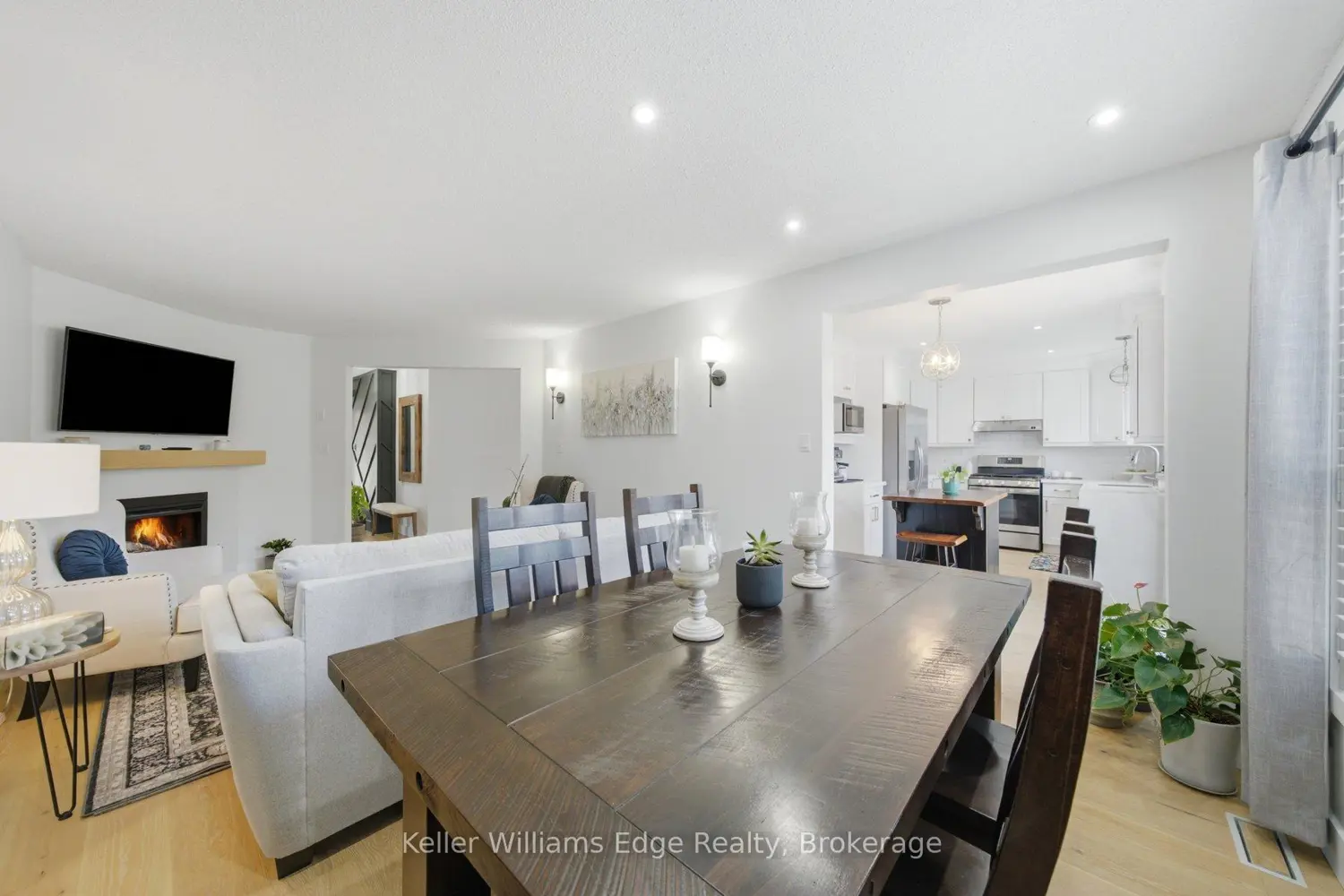 35 Rosebury Way photo 4