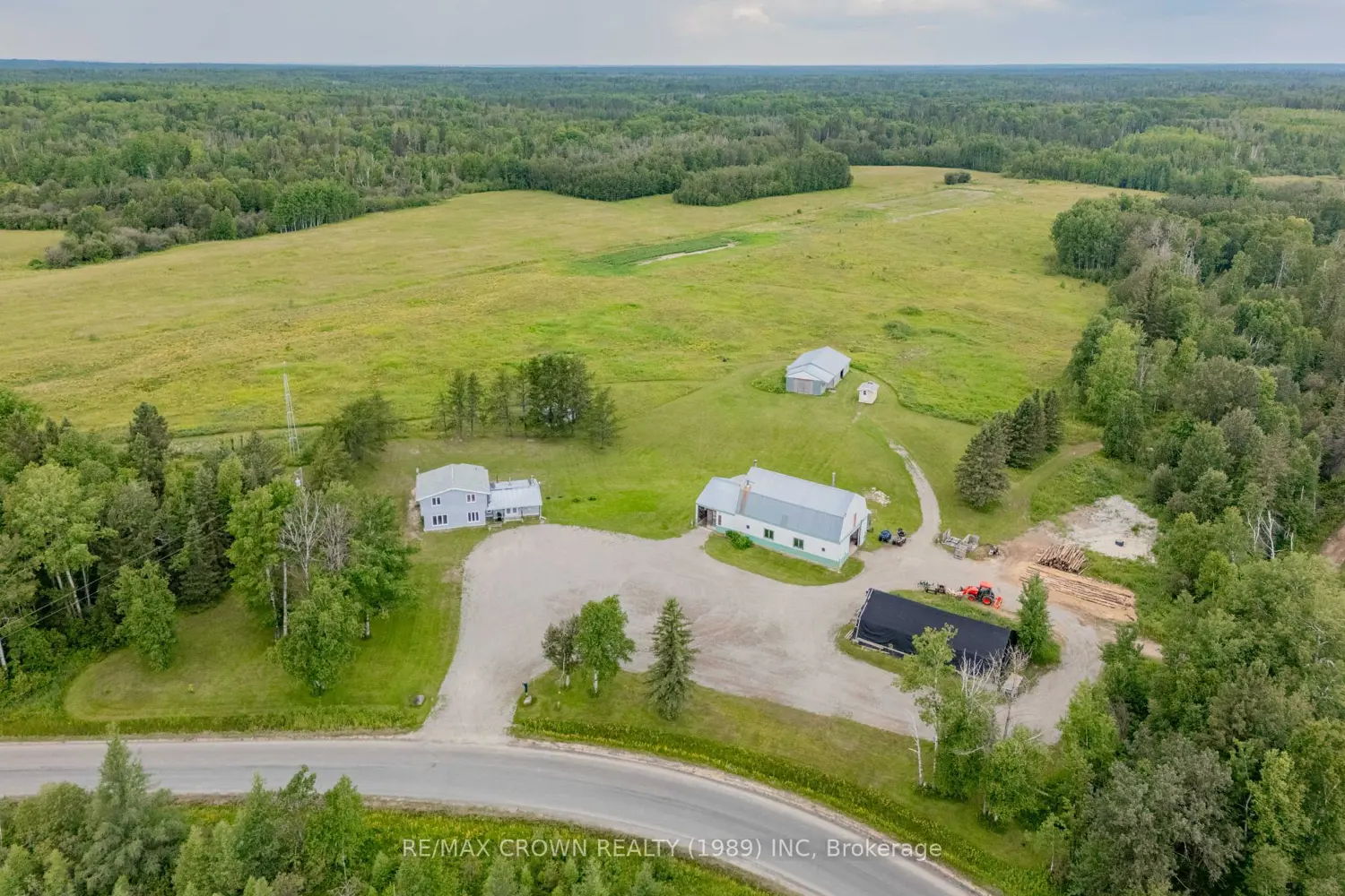 195 Ouellette Bay Road Moonbeam