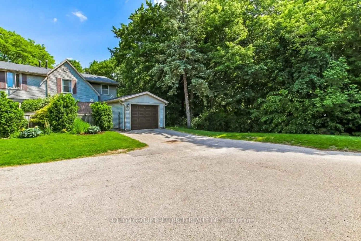 26 Berkshire Court photo 2
