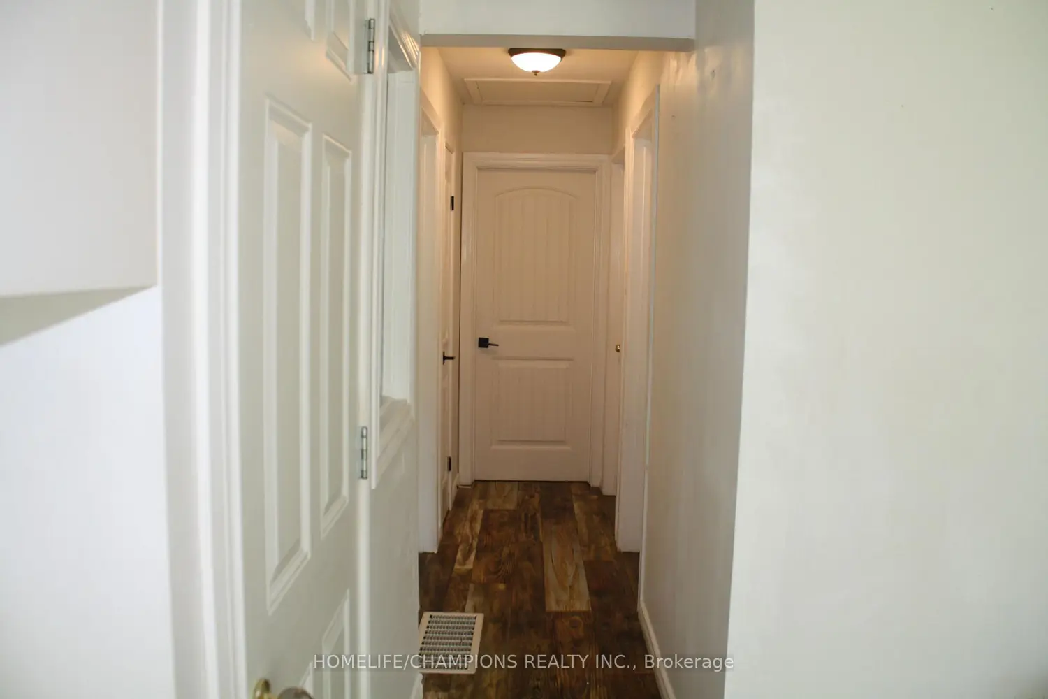 711 Otonabee Drive photo 4