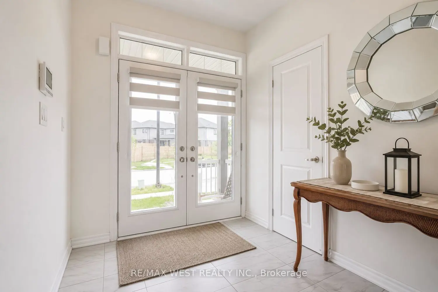 35 Gilham Way photo 3
