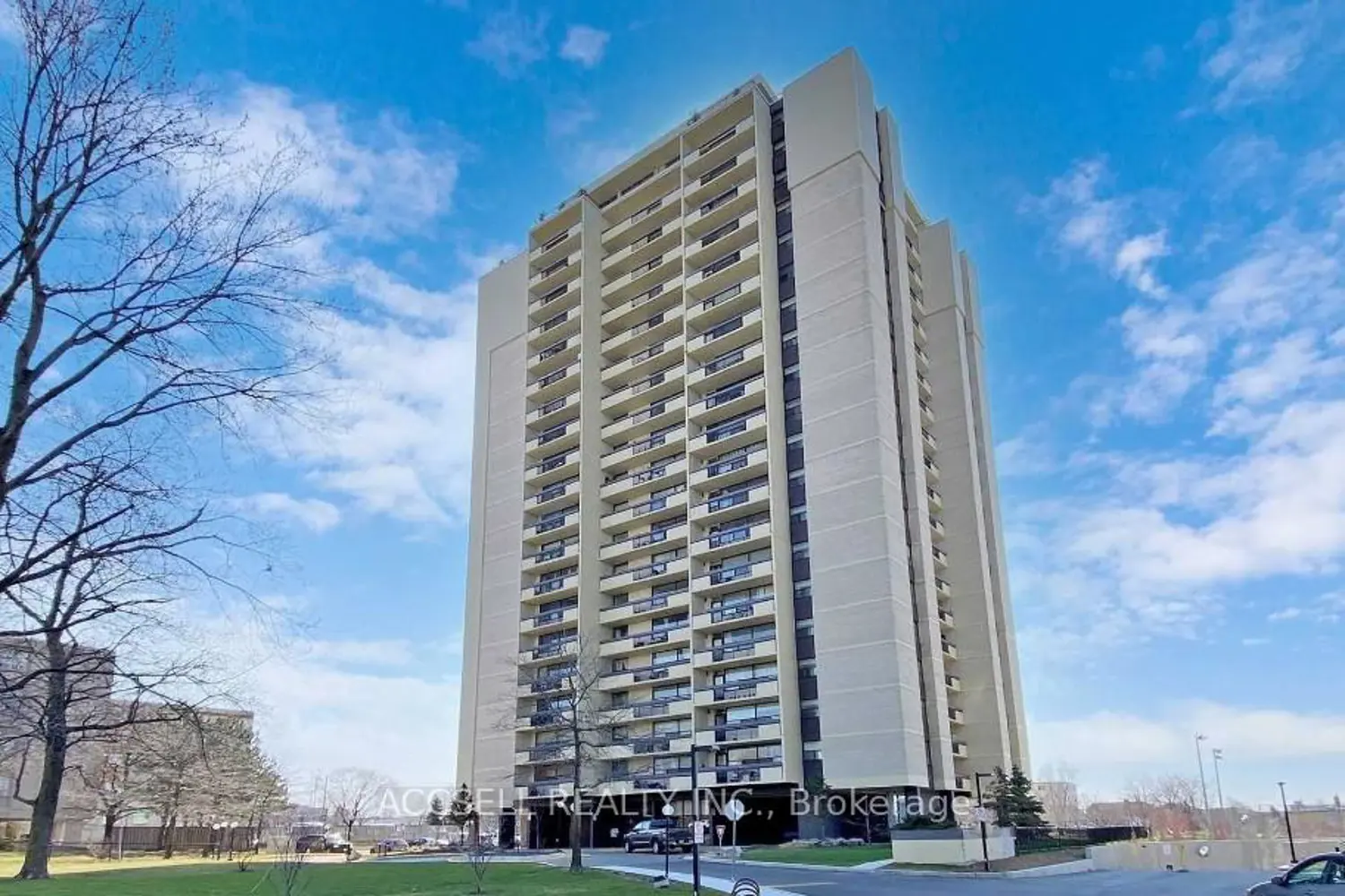 1455 Lawrence Avenue 1703