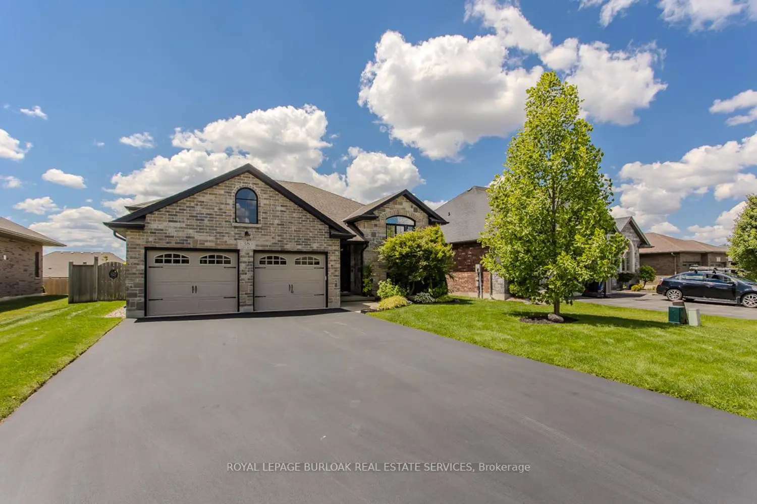 38 Tan Avenue photo 2
