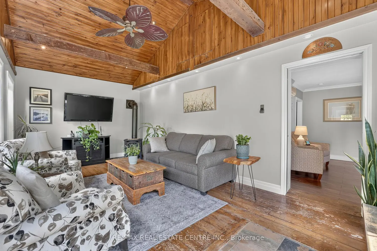 12429 Wolseley Street photo 3