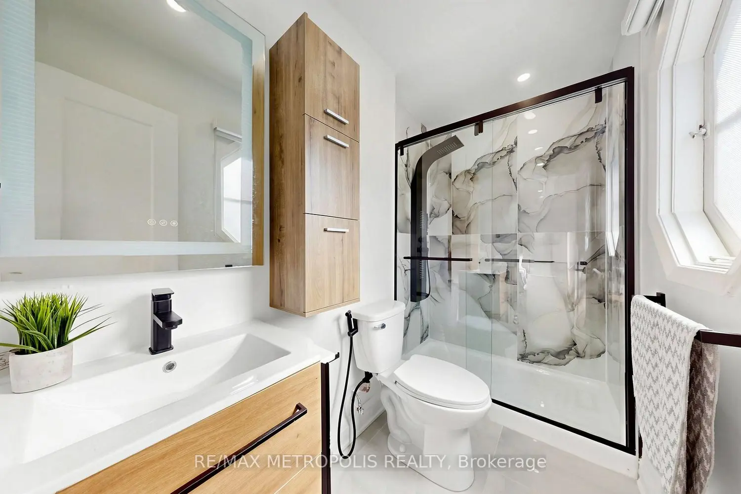12 Romulus Drive photo 5
