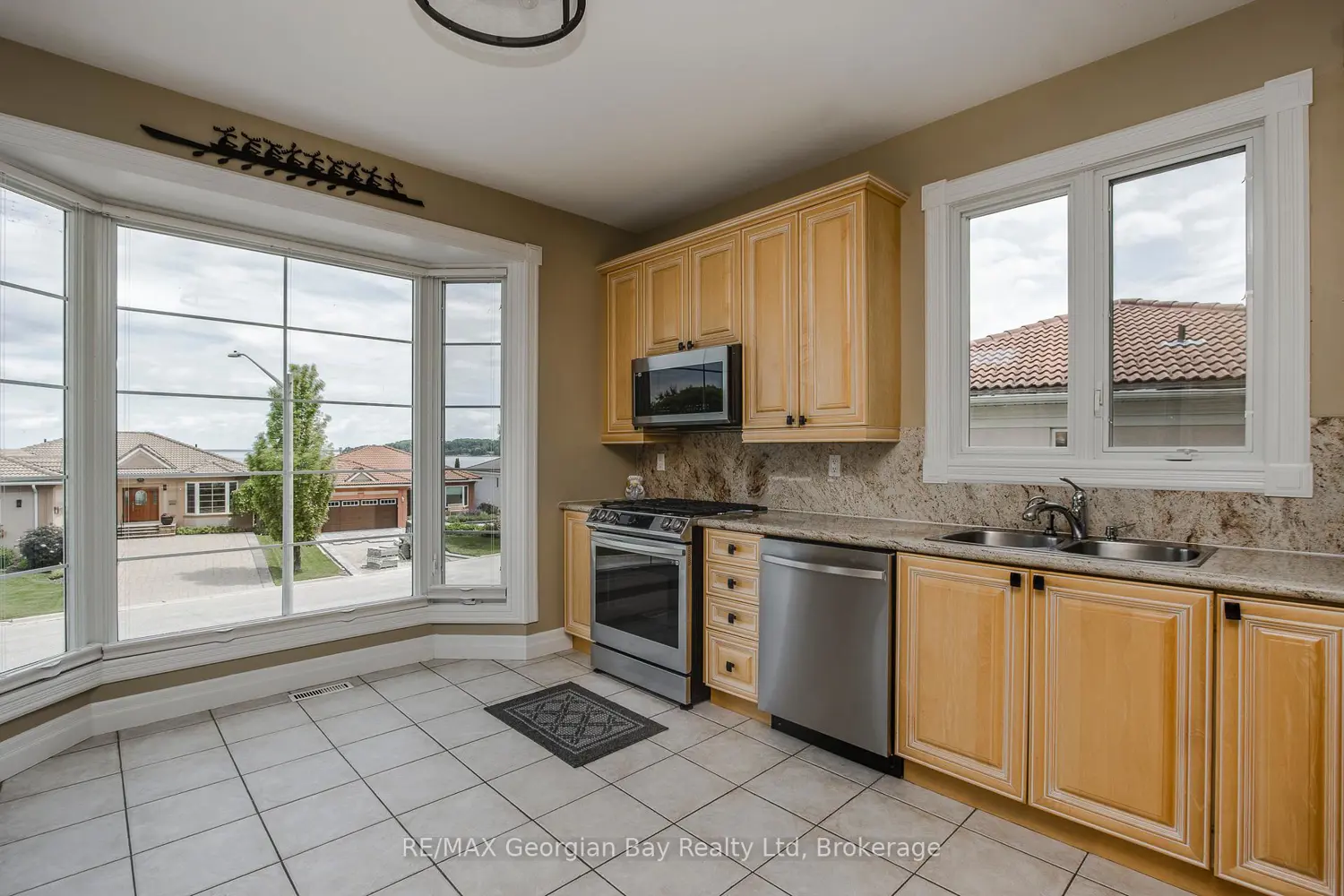 422 Aberdeen Boulevard photo 5