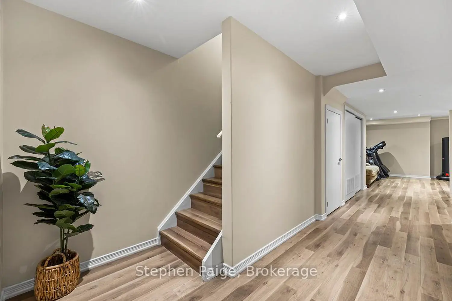 4670 Thomas Alton Boulevard photo 4
