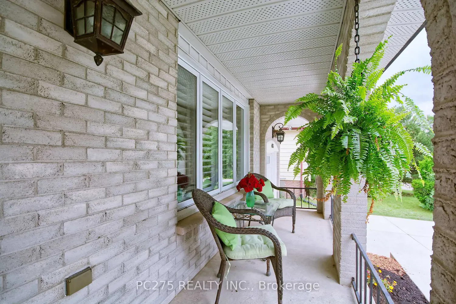 485 Ferndale Avenue photo 4