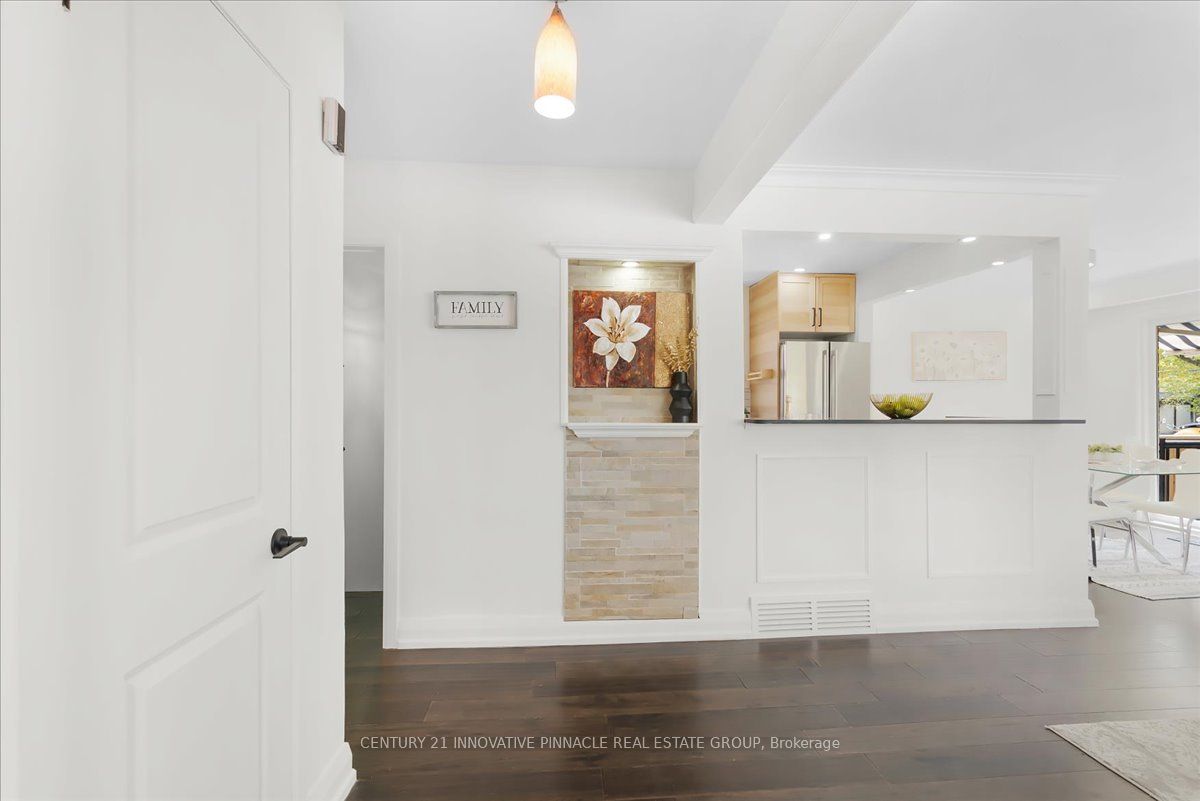1 Judhaven Road, Toronto, ON, M9V 2P1 photo 5