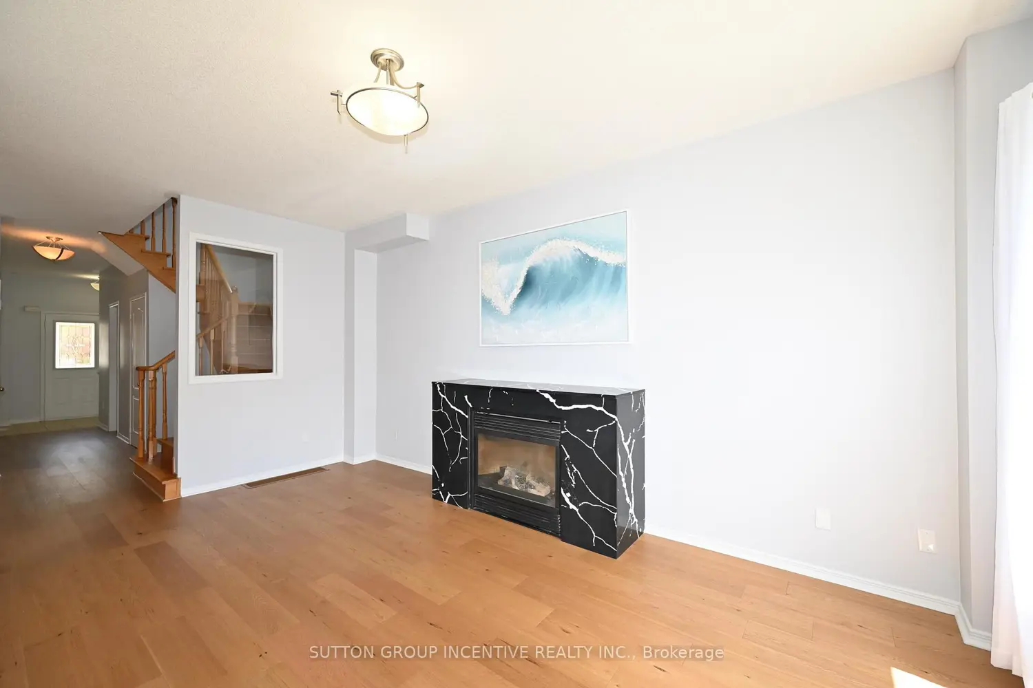 59 Wheelwright Drive photo 4