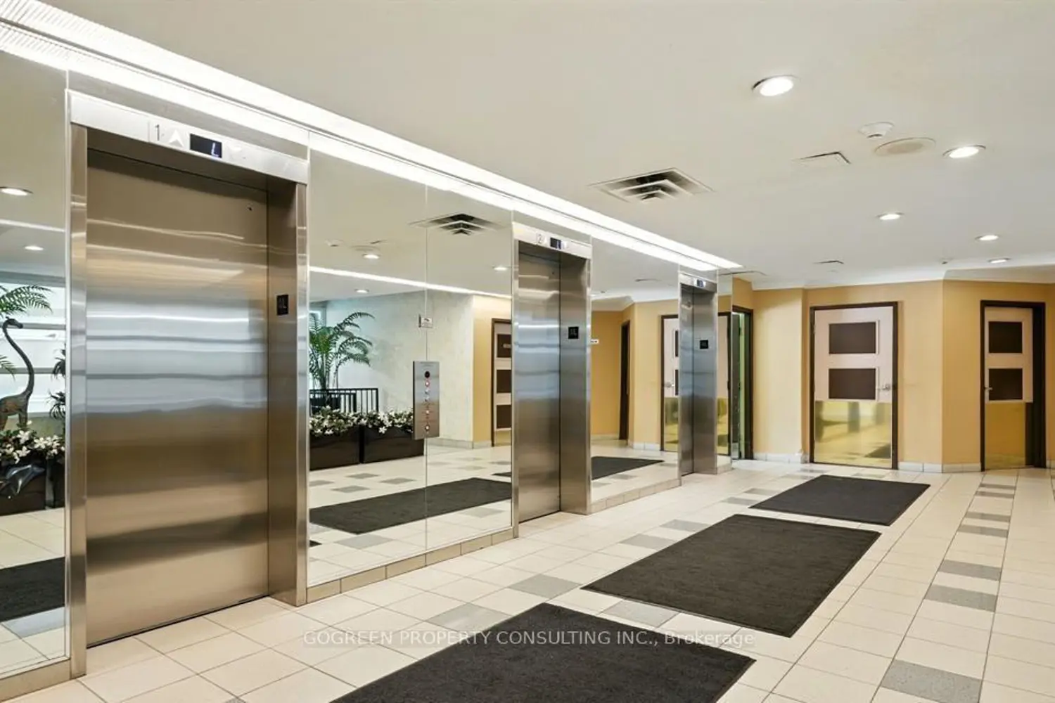 3050 Ellesmere Road 602 photo 4