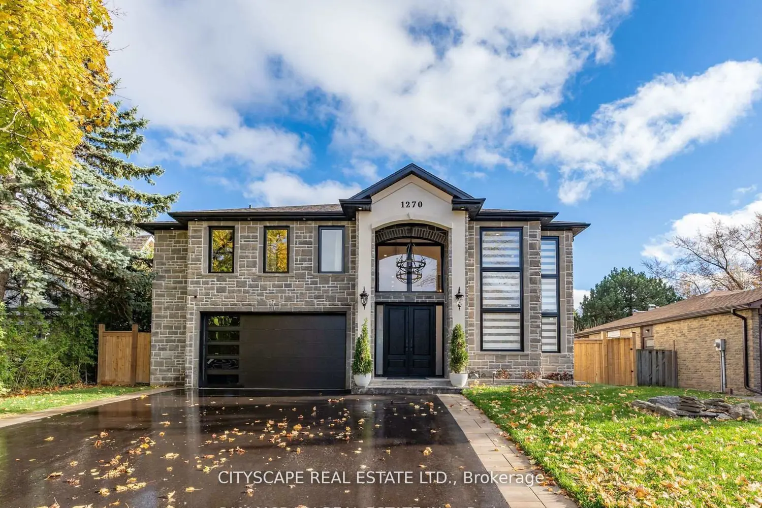1270 Saginaw Crescent