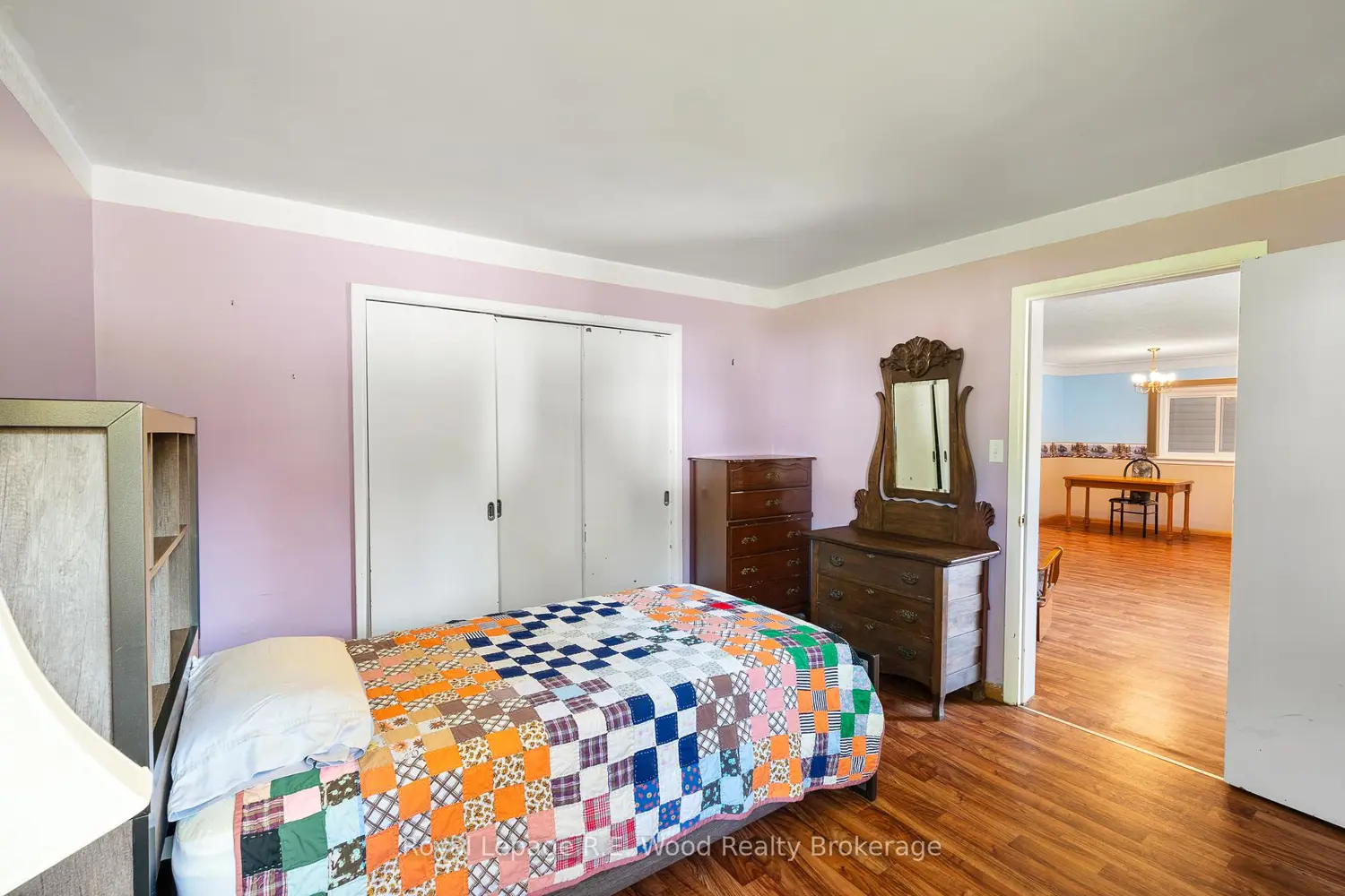 286 Walnut Street photo 5