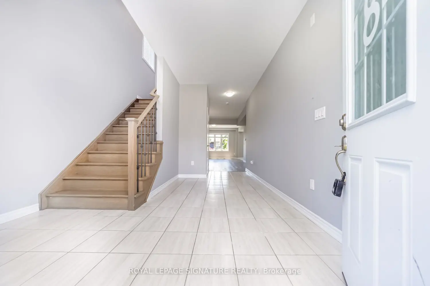 184 Bethune Avenue photo 2