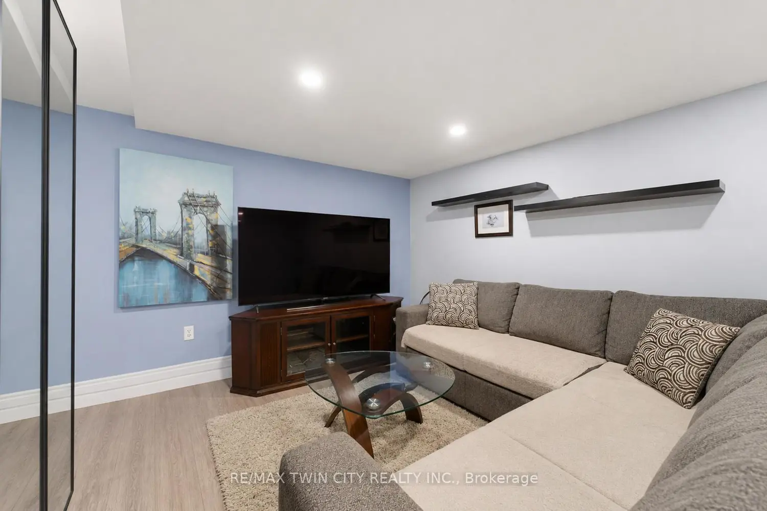 52 Rooshill Avenue photo 3