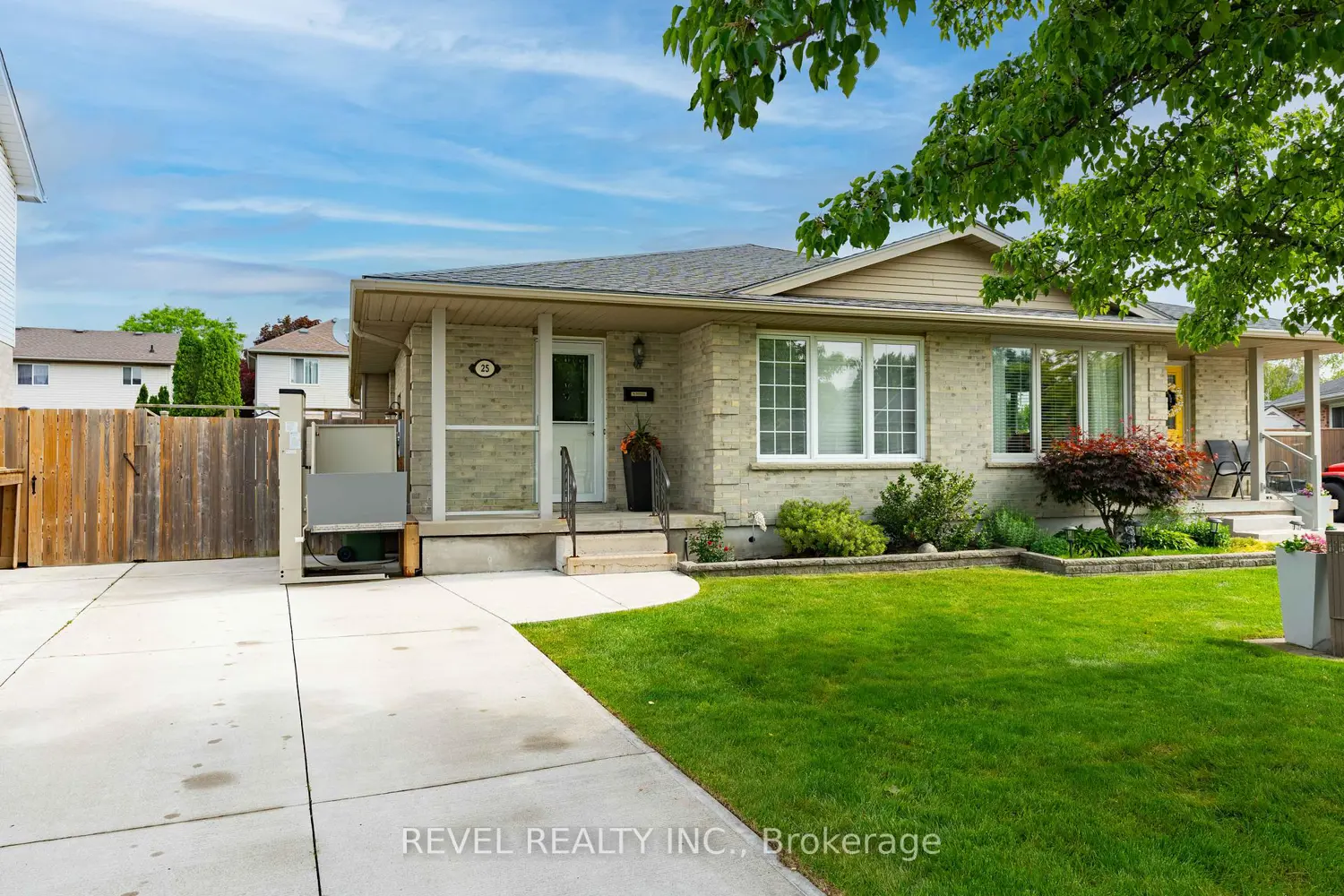 25 Rodney Crescent