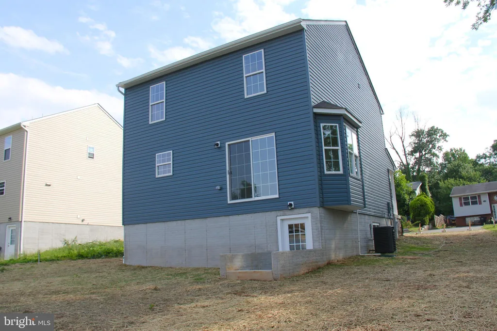 5948 Sunset Avenue, Baltimore, MD 21207 photo 2