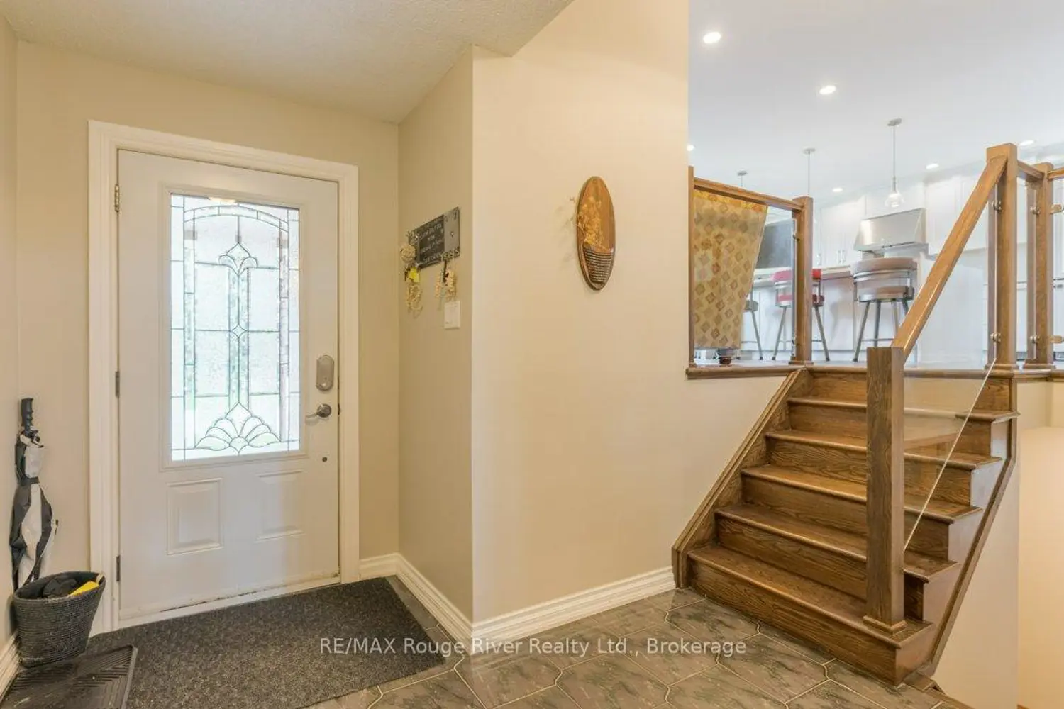 2993 Jennifer Drive photo 4