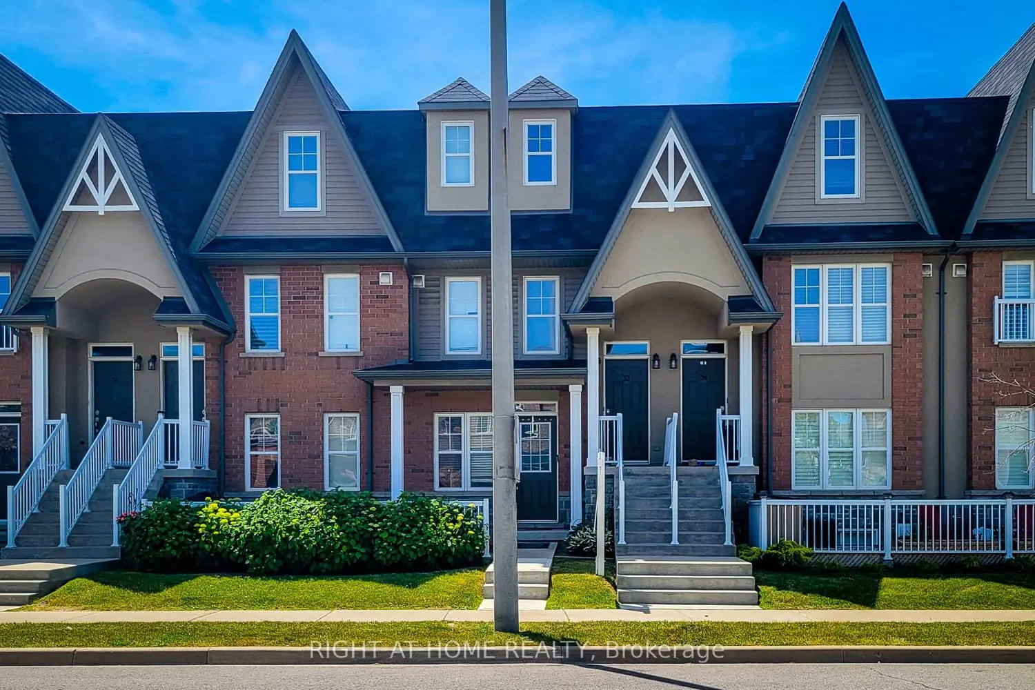 1380 Costigan Road 33