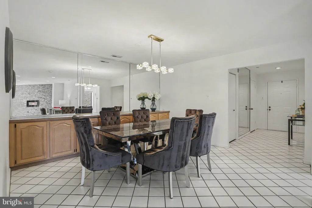 3041 Fallstaff Road Unit 505D, Baltimore, MD 21209 photo 3