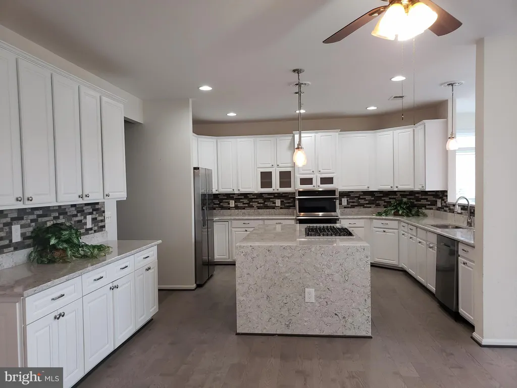 7406 White Plains Lane, Brandywine, MD 20613 photo 3