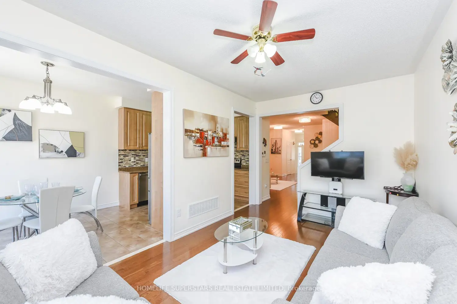 16 Altura Way photo 2