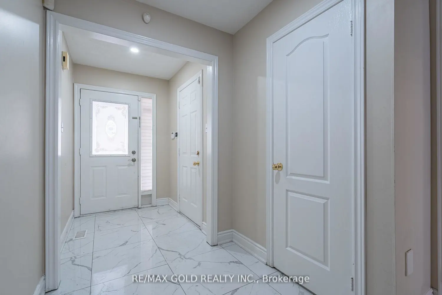 25 Golden Eagle Road photo 2