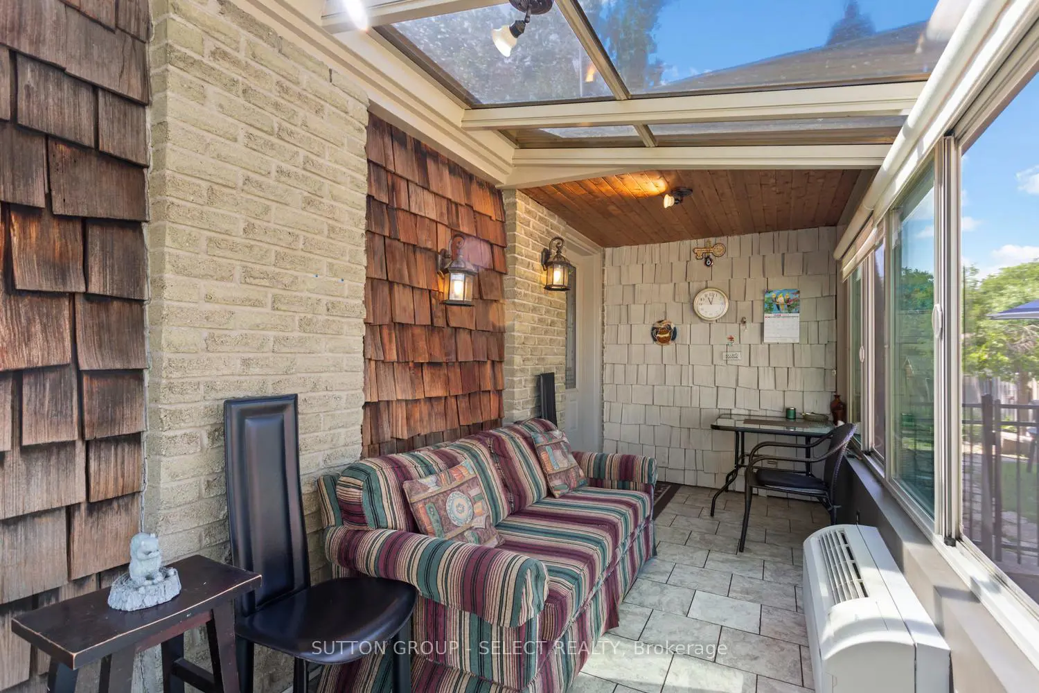 31 Renny Crescent photo 3