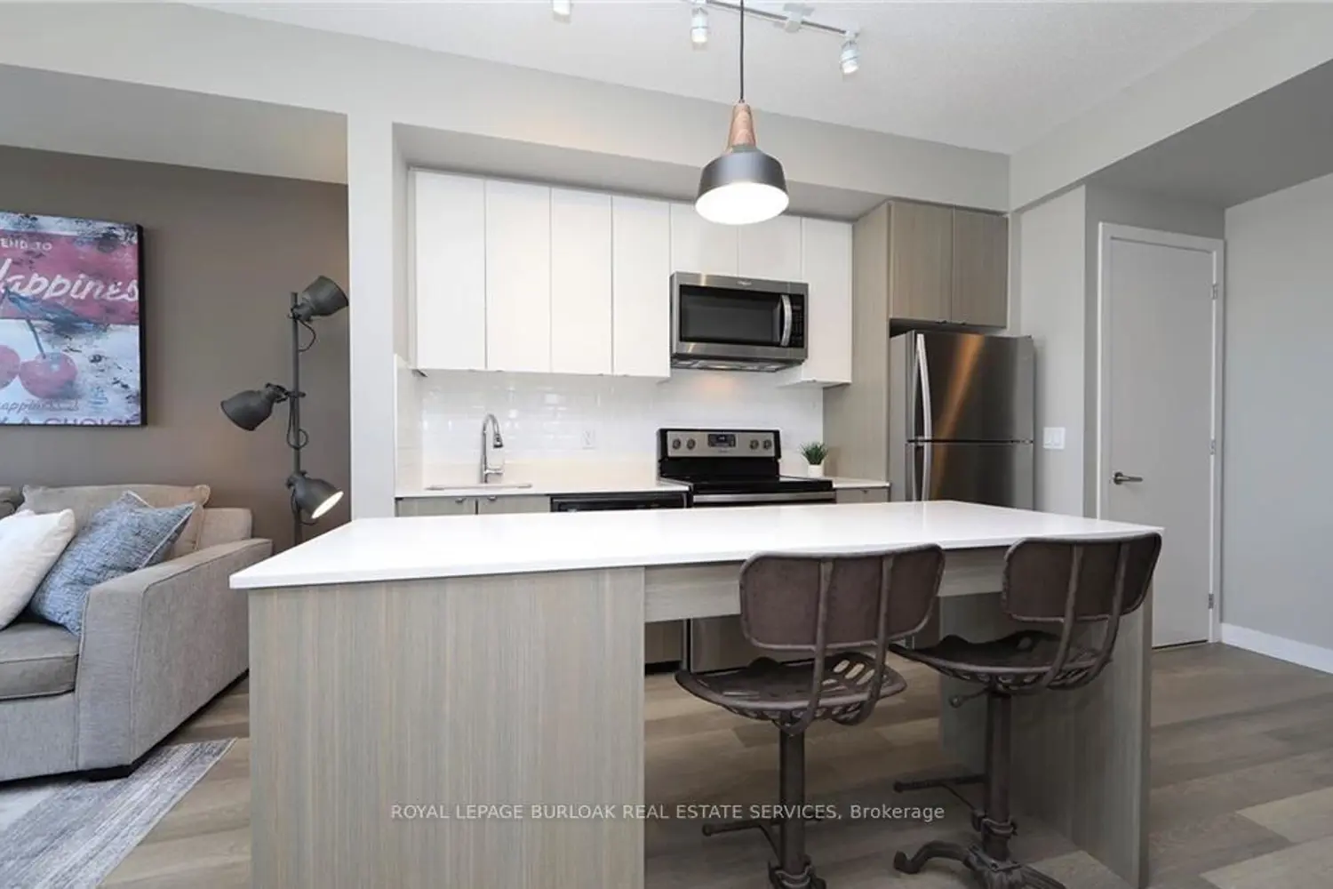 5240 Dundas Street B504 photo 4