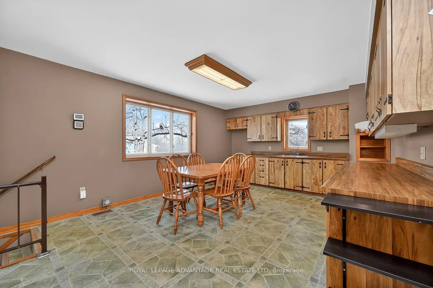 83 Broadview Avenue photo 5