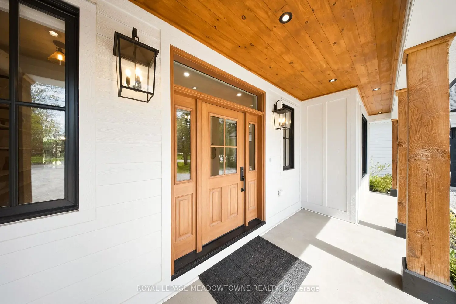 12979 27 Side Road photo 5