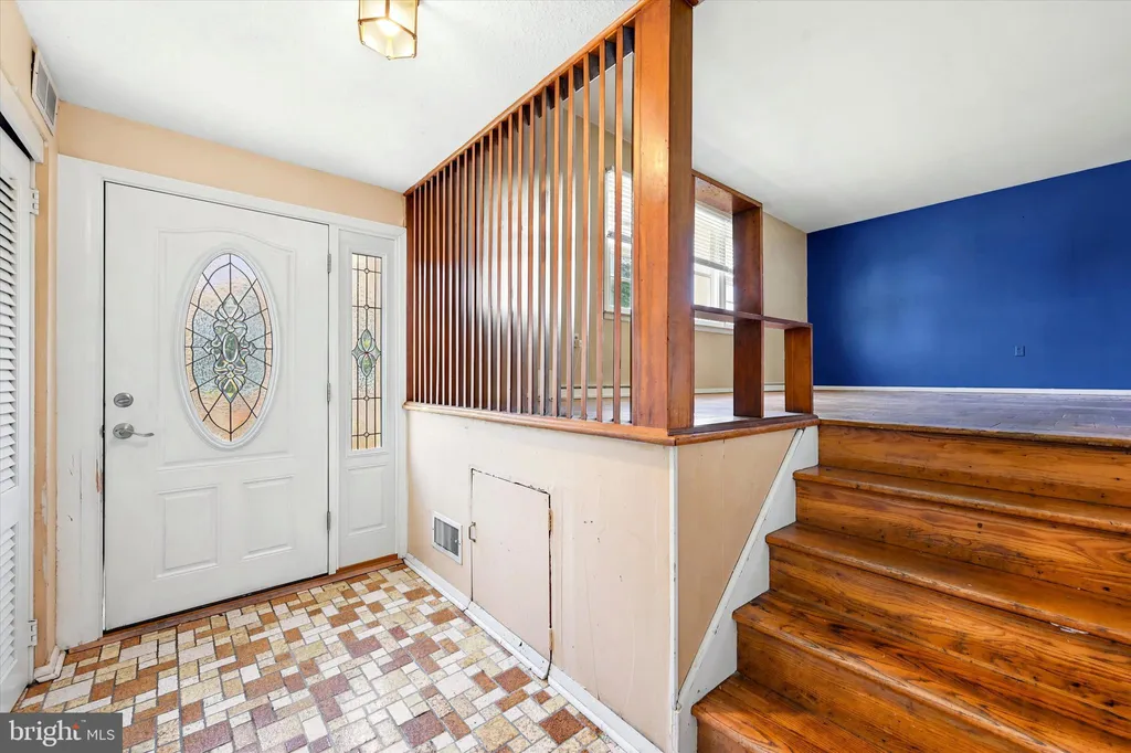 111 Wentworth Drive, Claymont, DE 19703 photo 2