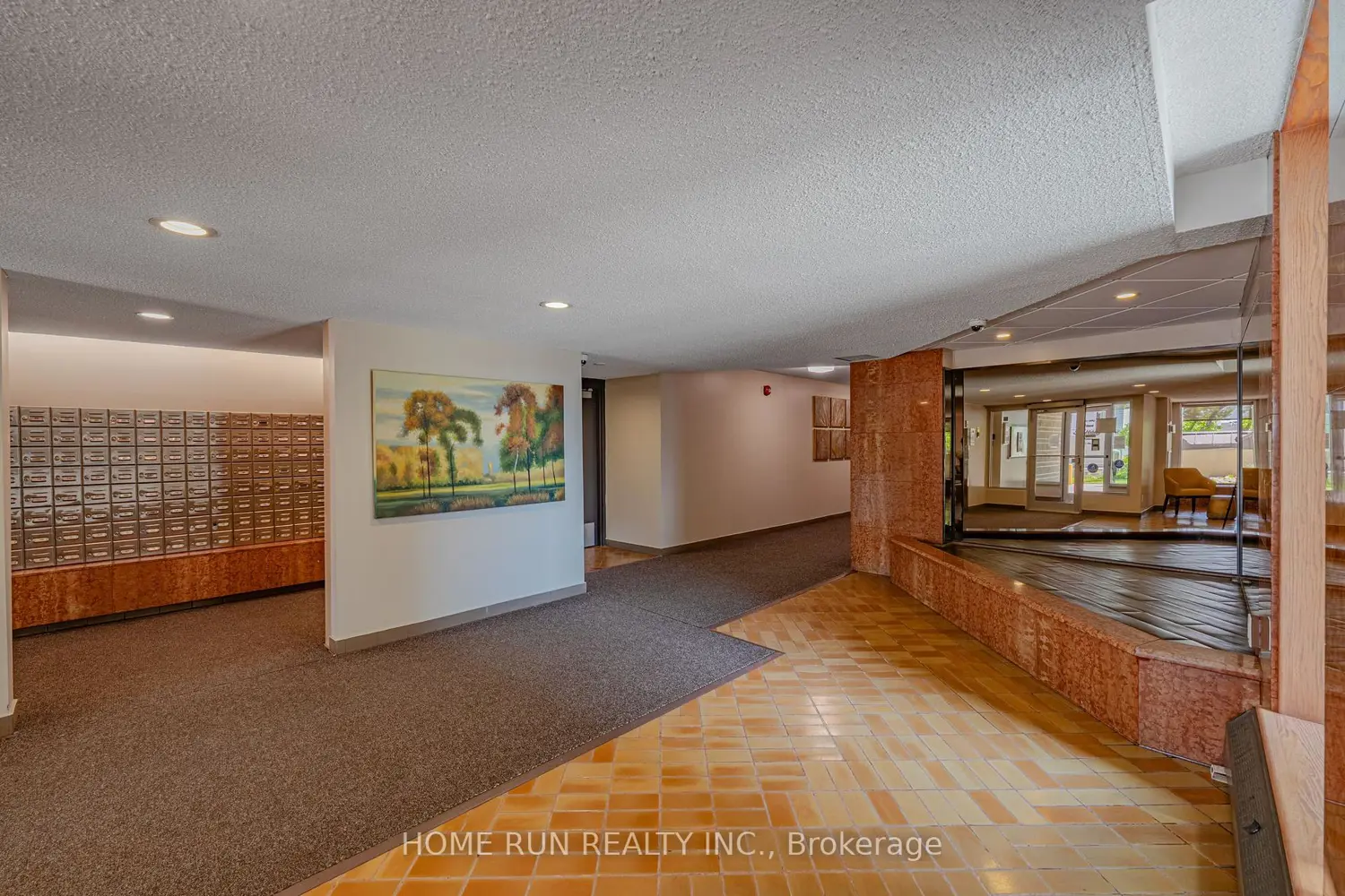 555 Brittany Drive 1111 photo 5