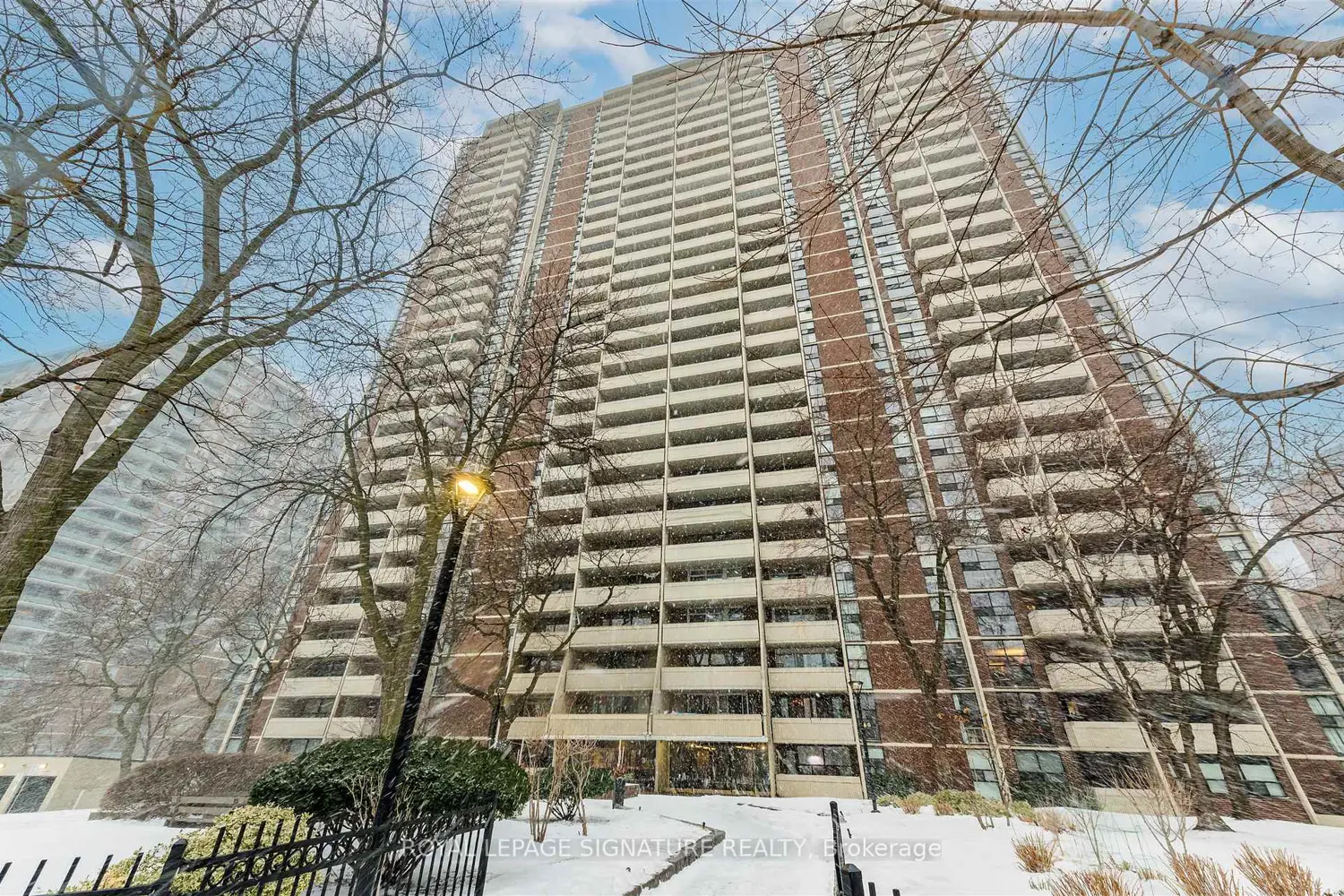 40 Homewood Avenue 2108