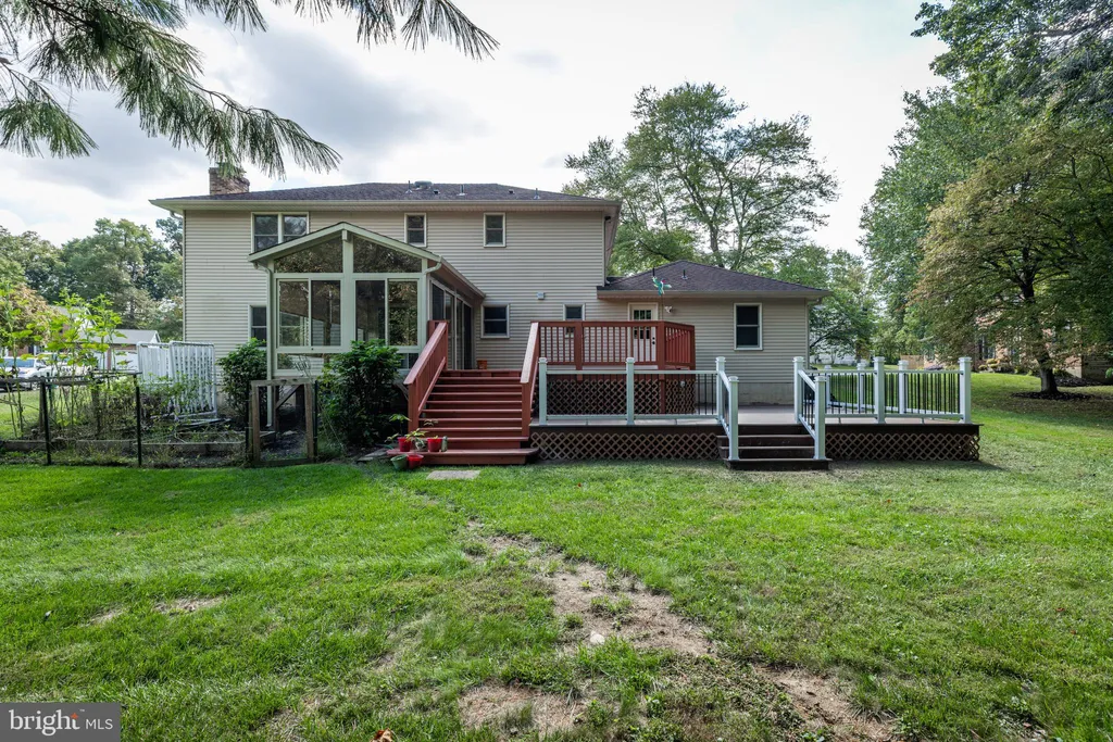 35 Nathalie Court, Hockessin, DE 19707