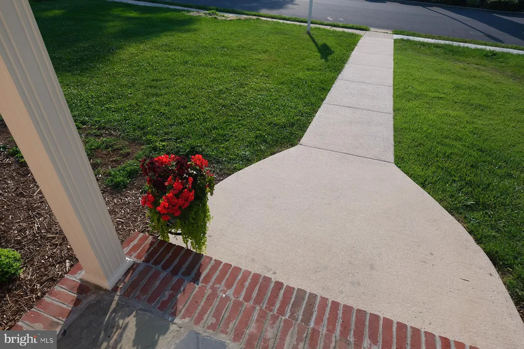1046 The Terrace, Hagerstown, MD 21742