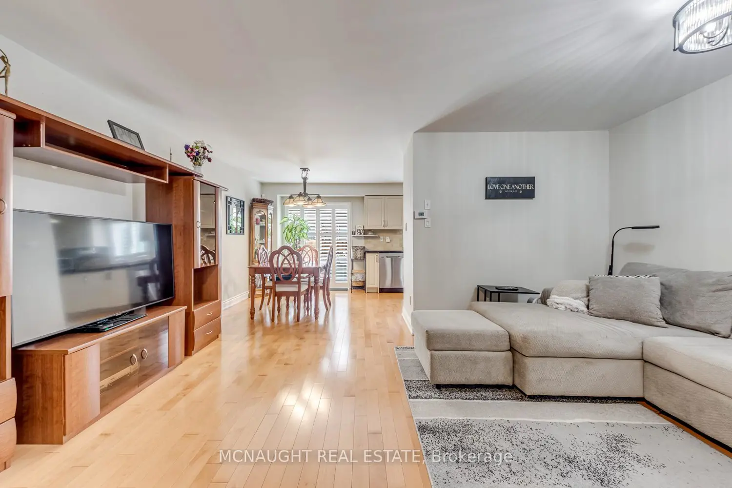 3 Springside Way photo 5
