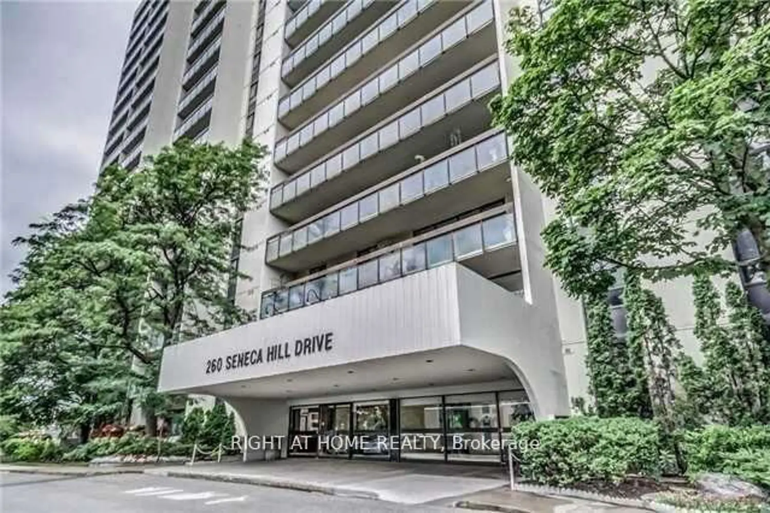 260 Seneca Hill Drive 1415
