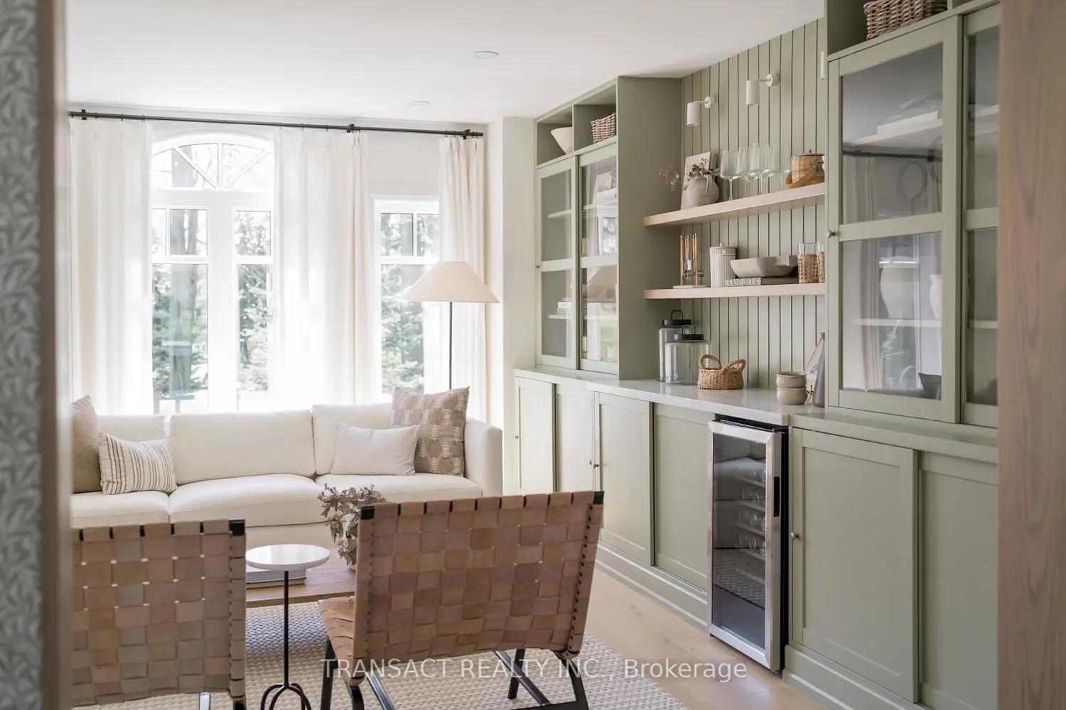 28 Alana Drive photo 4
