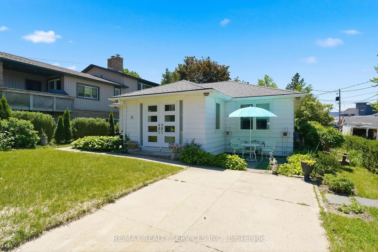70 Oak Street photo 4