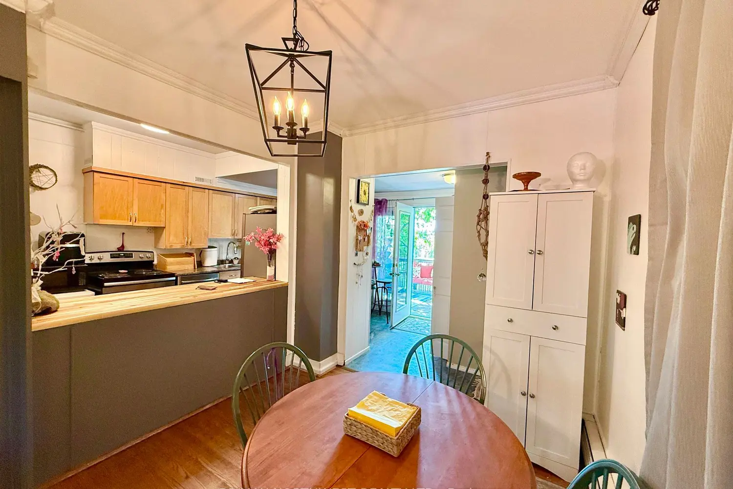 433 Third Street photo 4