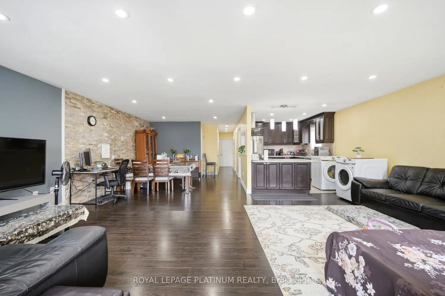 19 Golding Avenue photo 2