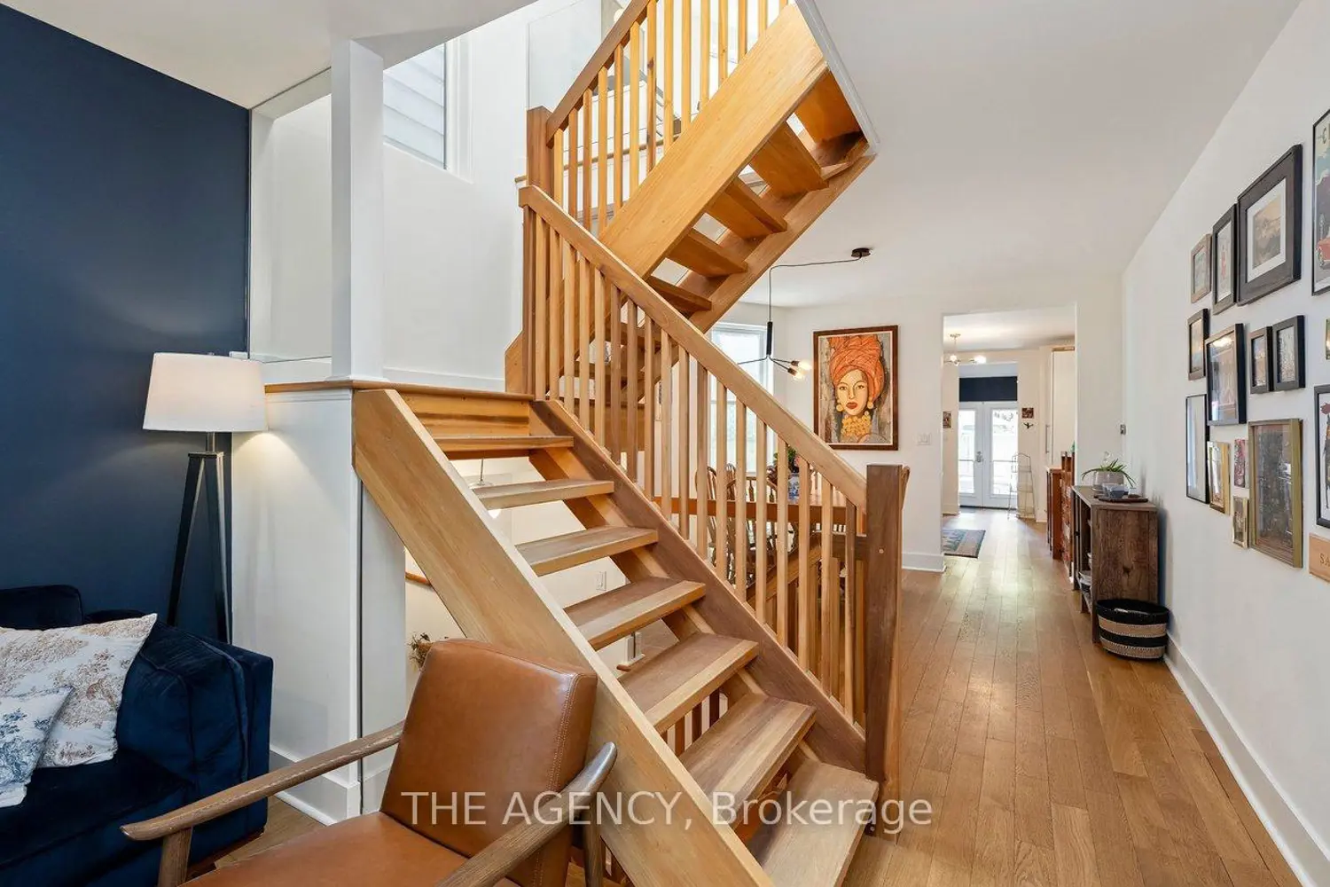 110 Hastings Avenue photo 4