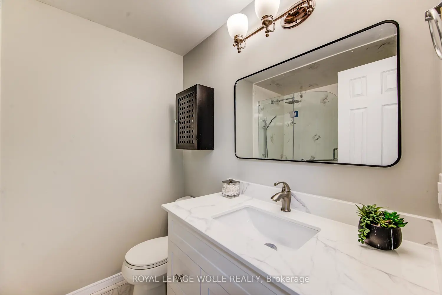 561 Chancery Lane photo 3