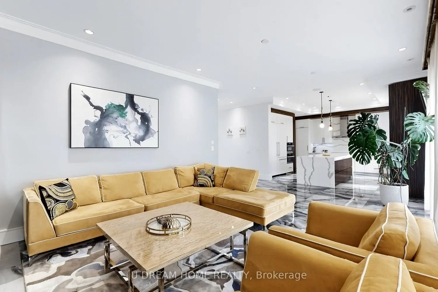 49 Norden Crescent photo 4